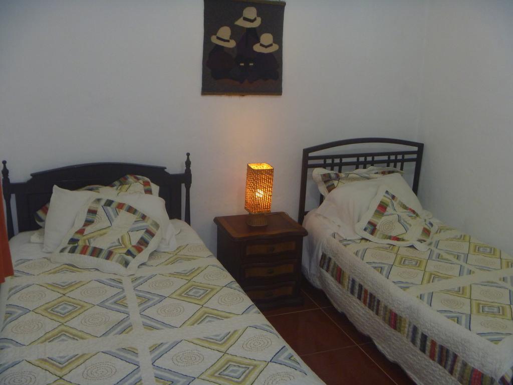 Hotel Los Frayles Вілья-де-Лейва Номер фото